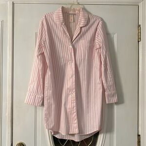 Pink Striped Long-sleeved Nightgown